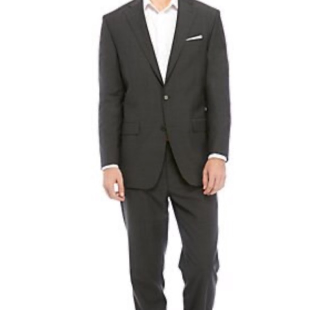 Lauren Ralph Lauren
Men's Charcoal Gray Suits